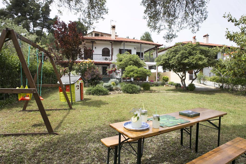 Neria Summer Houses Hanioti Esterno foto