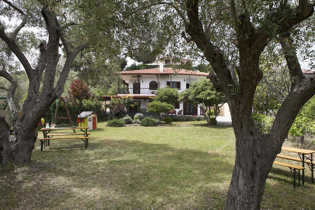 Neria Summer Houses Hanioti Esterno foto