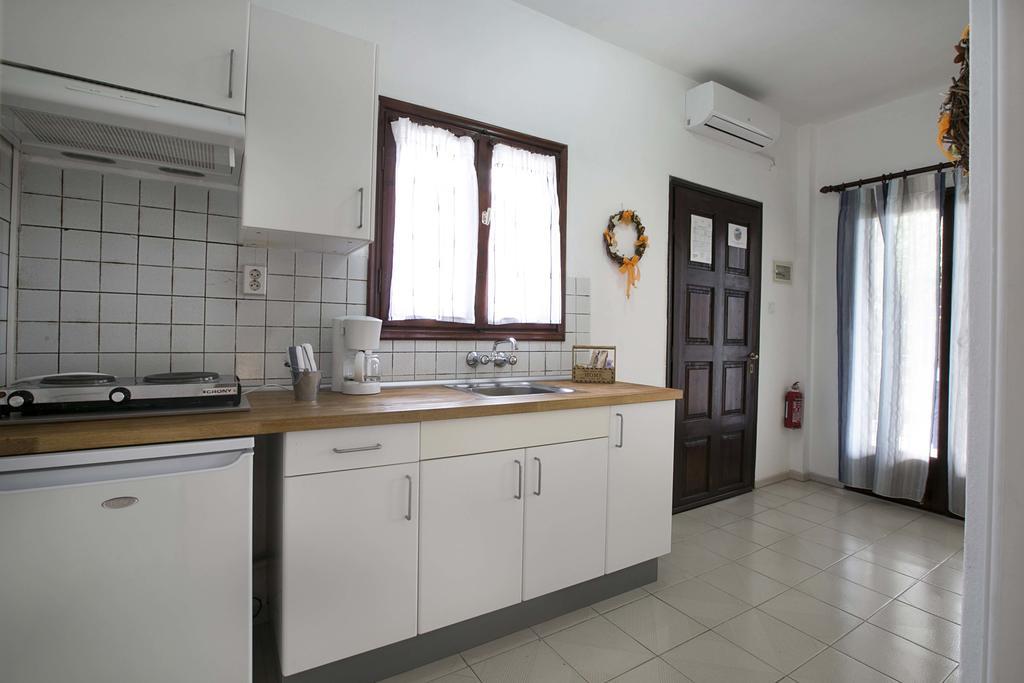 Neria Summer Houses Hanioti Esterno foto
